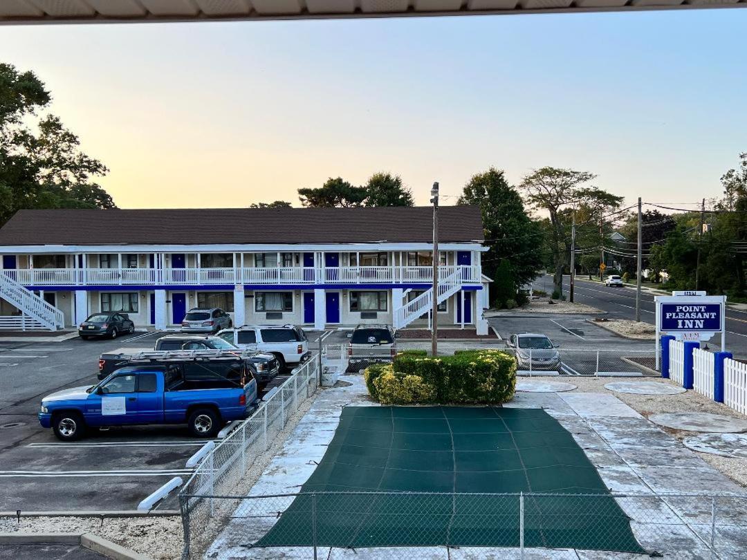 Point Pleasant Inn พอยท์เพลสเซนท์บีช ภายนอก รูปภาพ